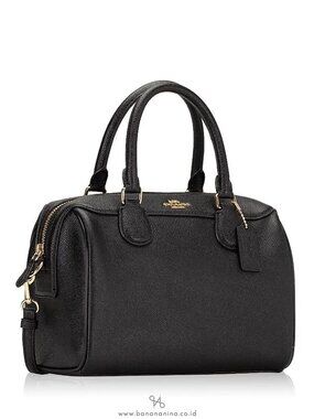 Like New Coach Mini Bennett Black Leather Crossbody Bag Purse